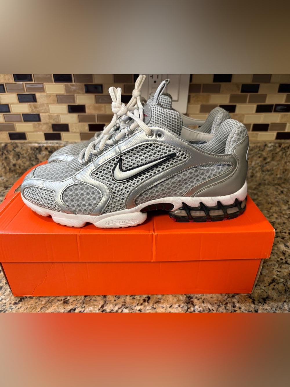 Men’s Nike Air Zoom Spiridon Cage 2 Metallic Silver White Size 12 No Box